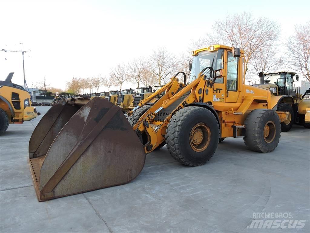 JCB 436B Gumikerekes homlokrakodók