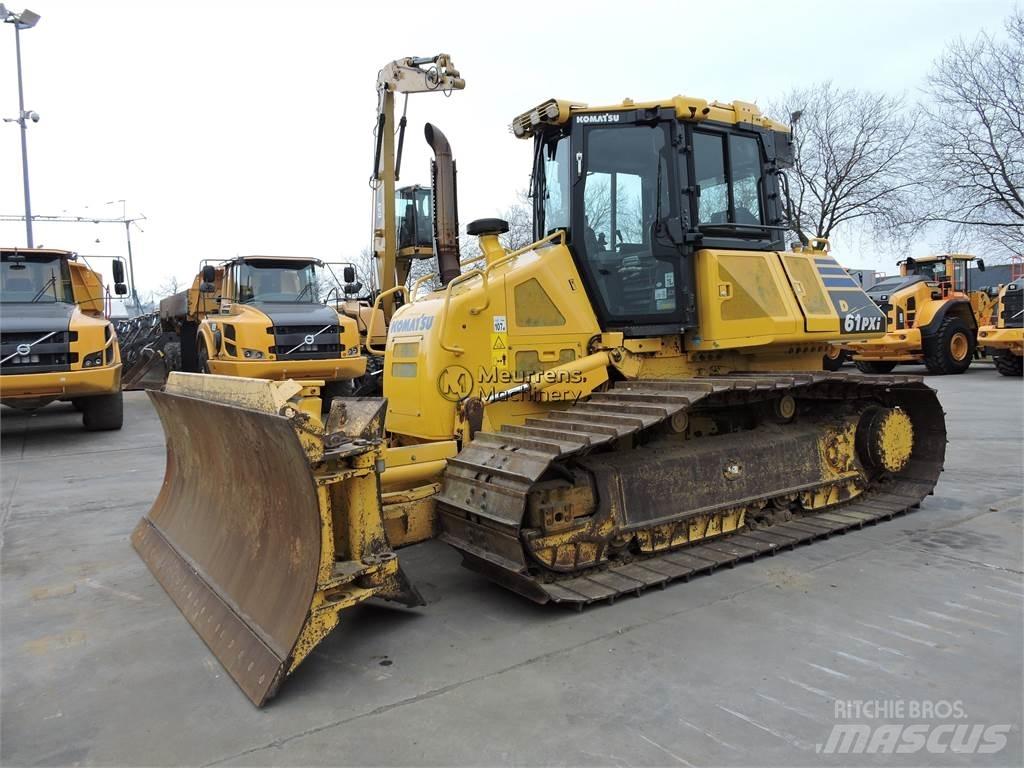 Komatsu D61PXi-23 Dózerek