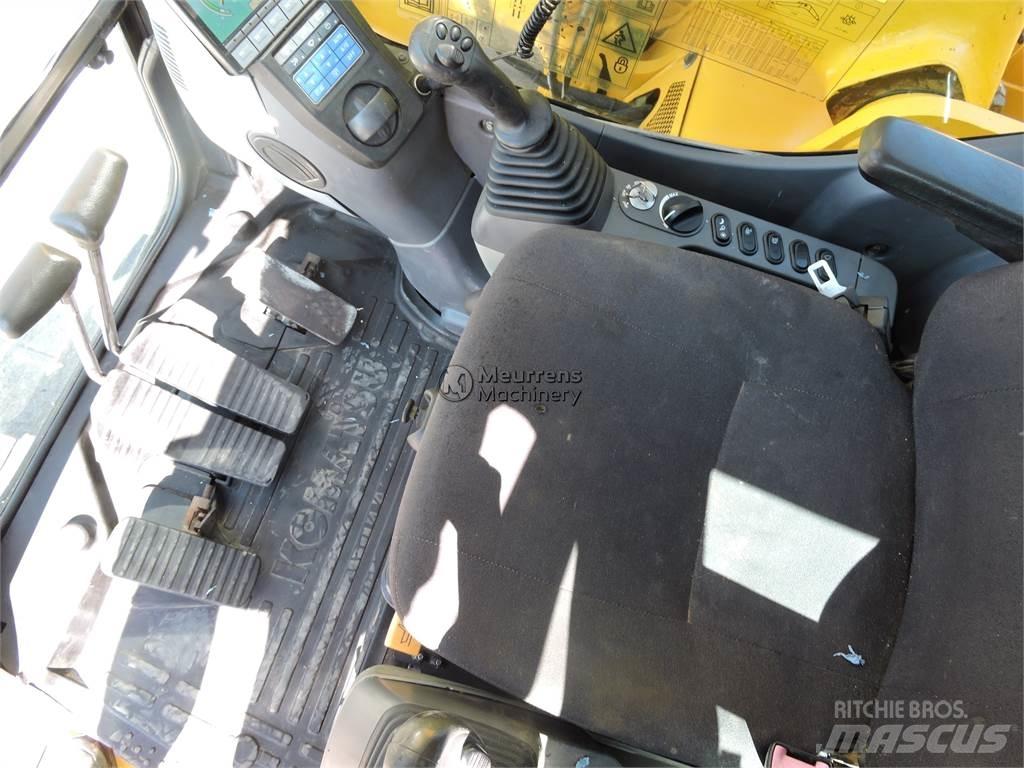 Komatsu PC228 Lánctalpas kotrók