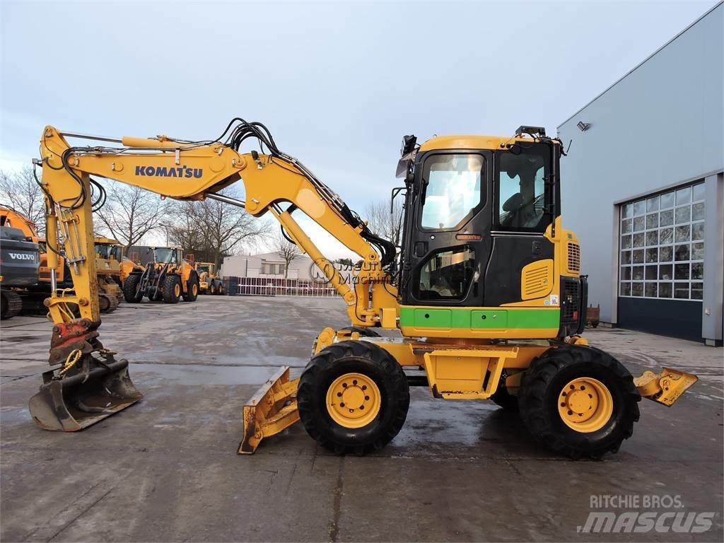 Komatsu PW98 Gumikerekes kotrók
