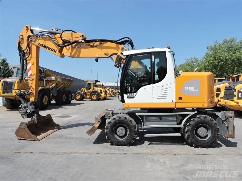 Liebherr A918 Gumikerekes kotrók