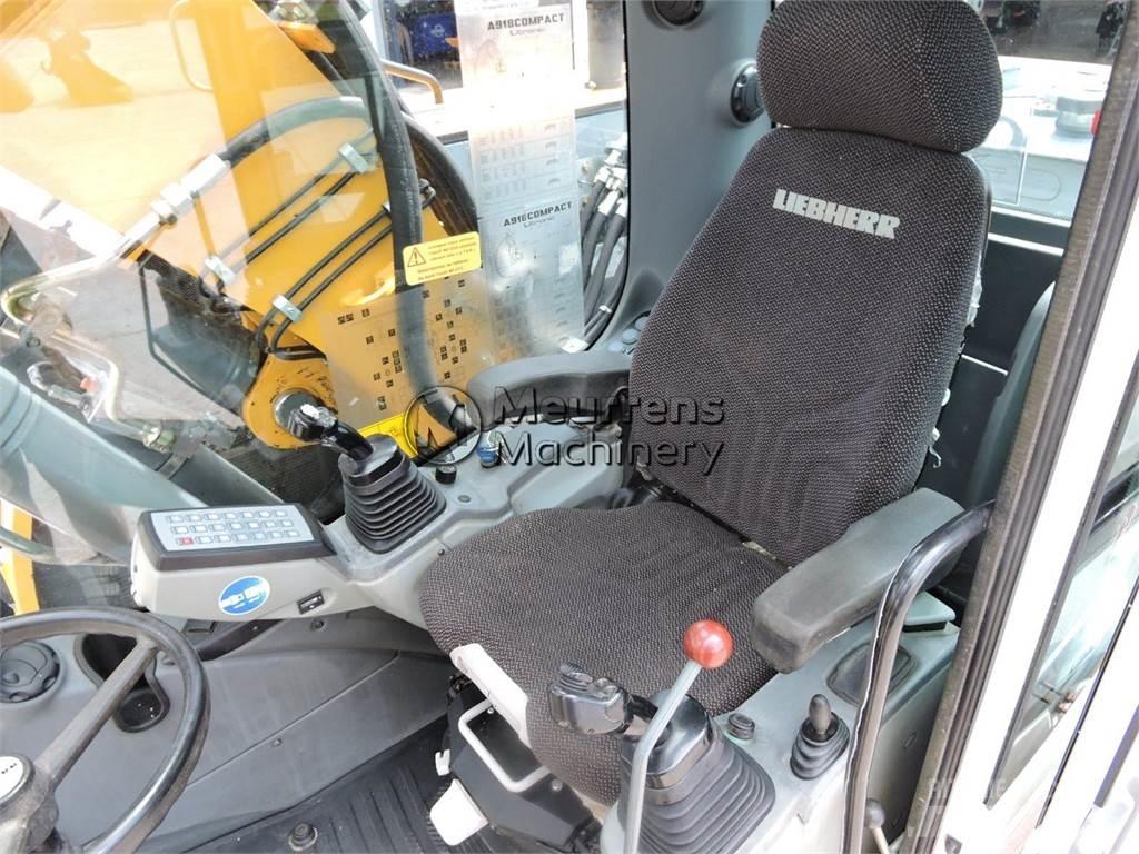 Liebherr A918 Gumikerekes kotrók