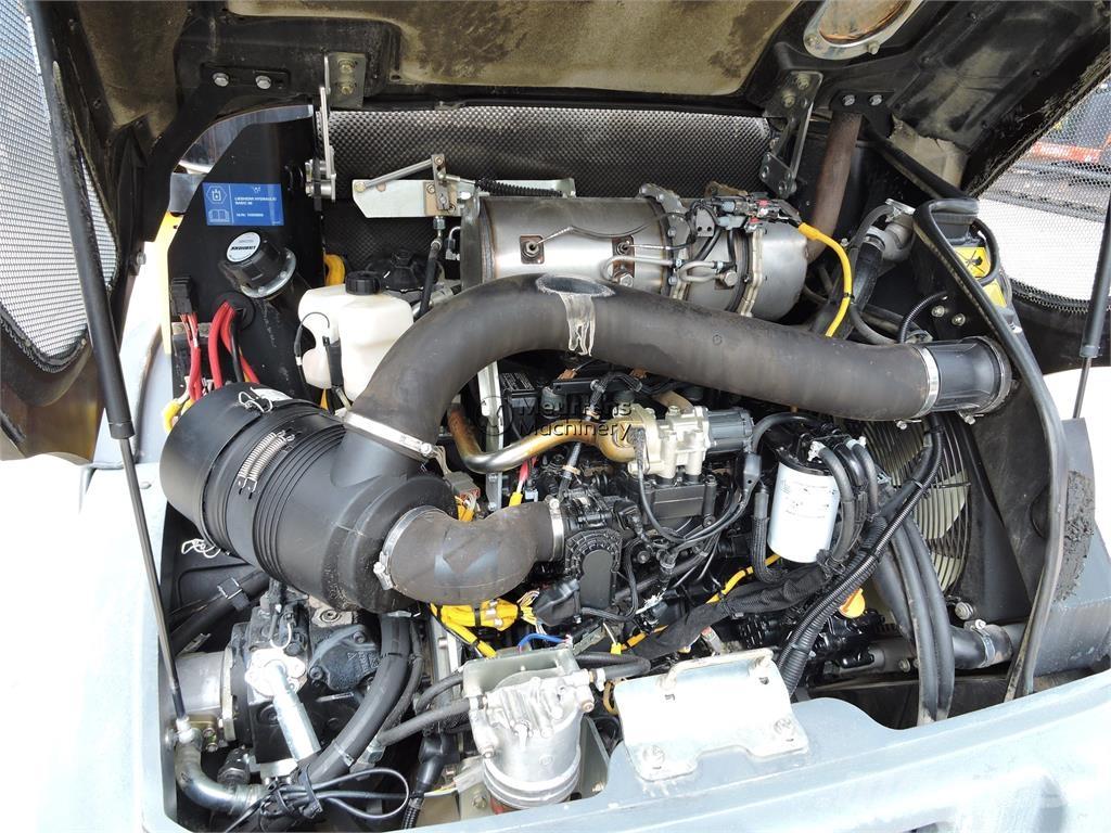 Liebherr L508 + FORK Gumikerekes homlokrakodók
