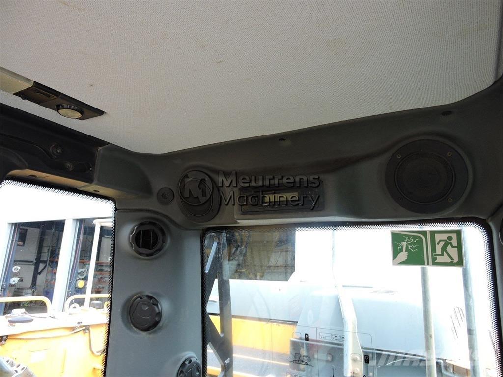 Liebherr R950 Lánctalpas kotrók
