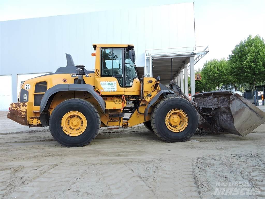 Volvo L110H GERMAN Gumikerekes homlokrakodók
