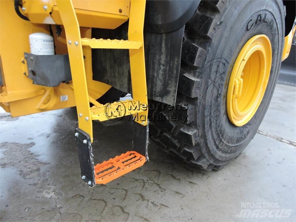 Volvo L150H Gumikerekes homlokrakodók