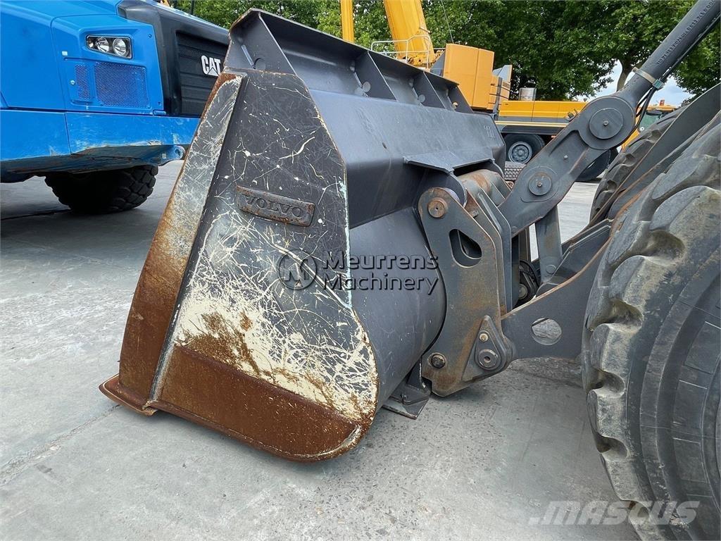 Volvo L150H Gumikerekes homlokrakodók