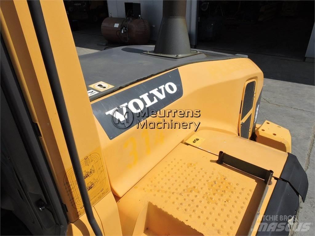 Volvo L180G Gumikerekes homlokrakodók