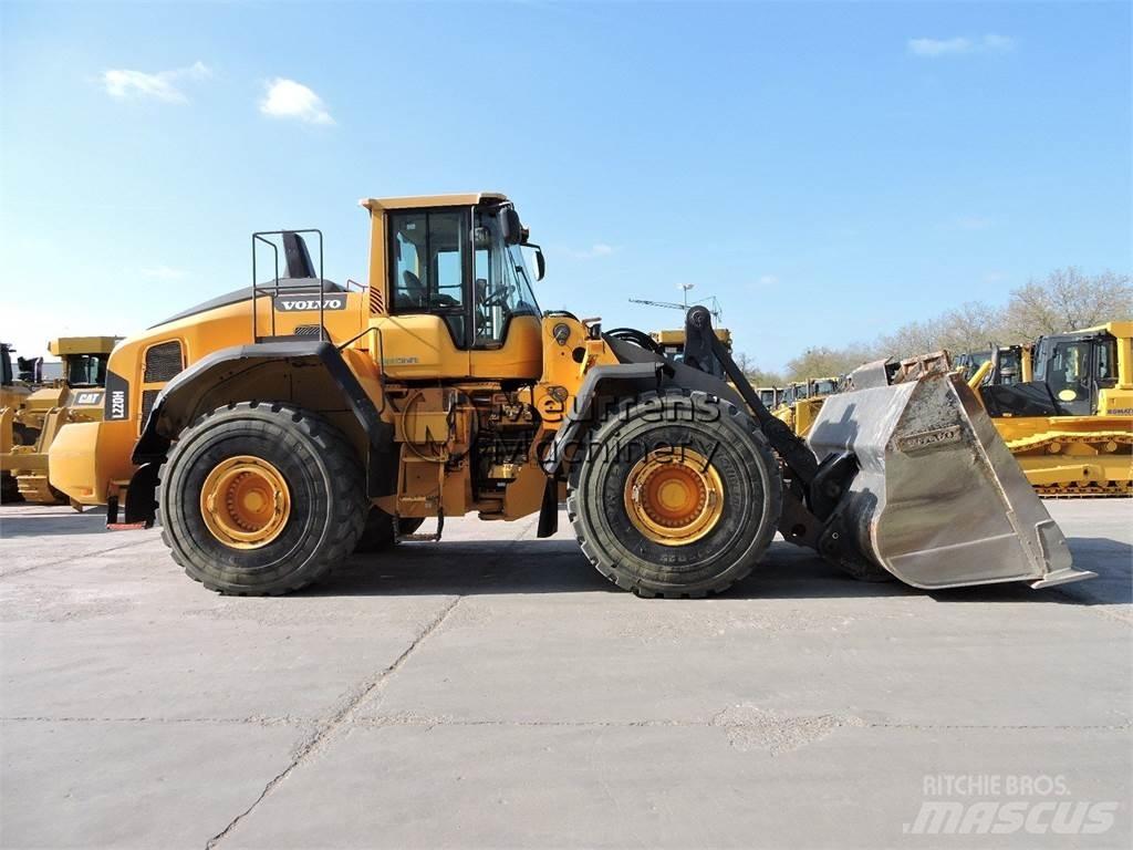 Volvo L220H Gumikerekes homlokrakodók