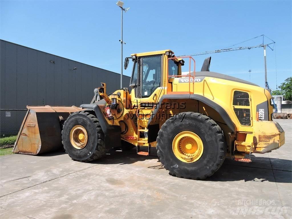 Volvo L220H Gumikerekes homlokrakodók