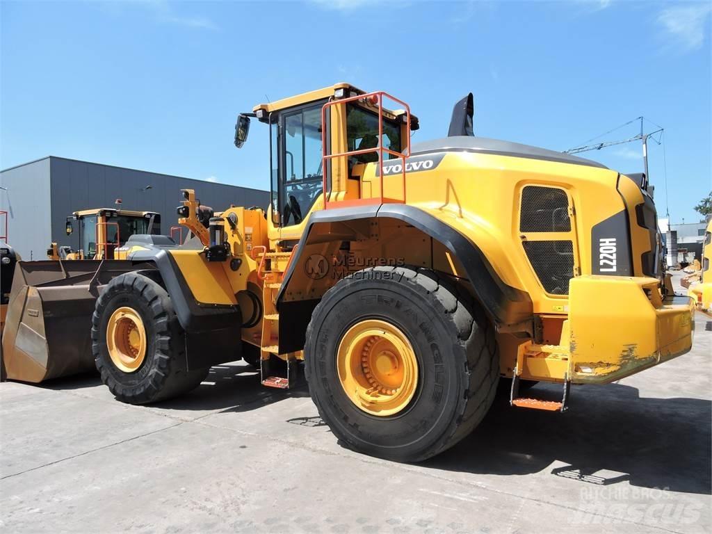 Volvo L220H Gumikerekes homlokrakodók