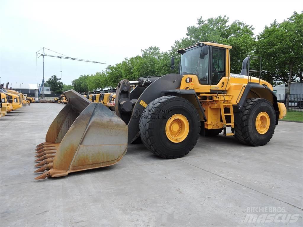 Volvo L250G GERMAN Gumikerekes homlokrakodók