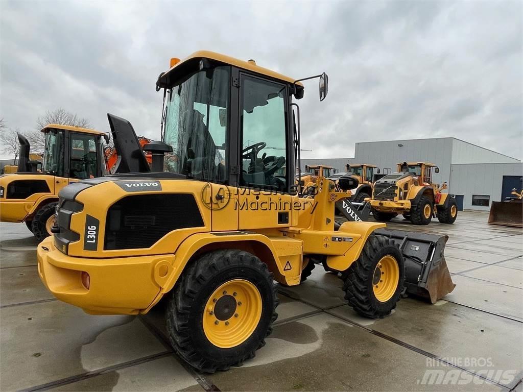 Volvo L30G Gumikerekes homlokrakodók