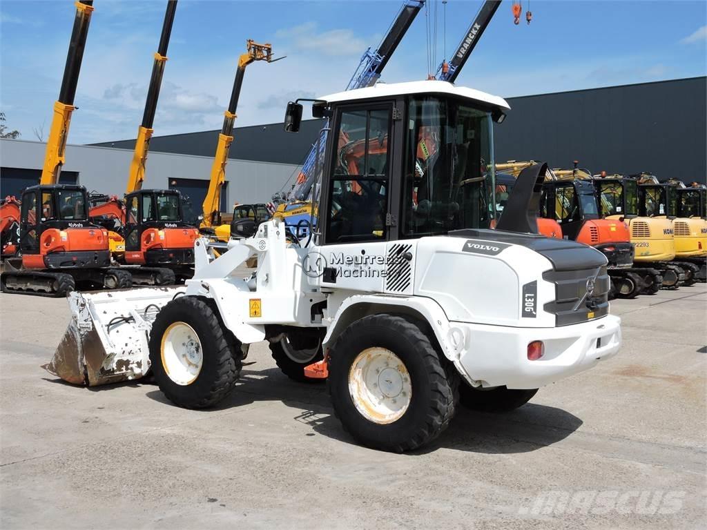 Volvo L30G + FORK Gumikerekes homlokrakodók