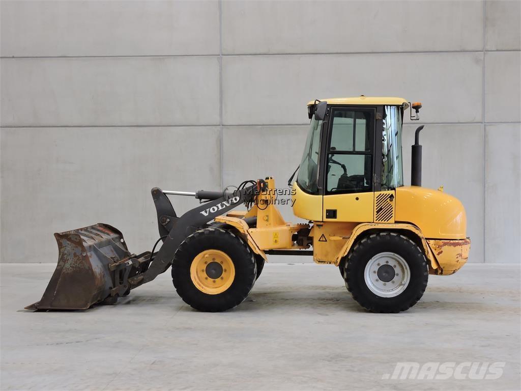 Volvo L35B Gumikerekes homlokrakodók