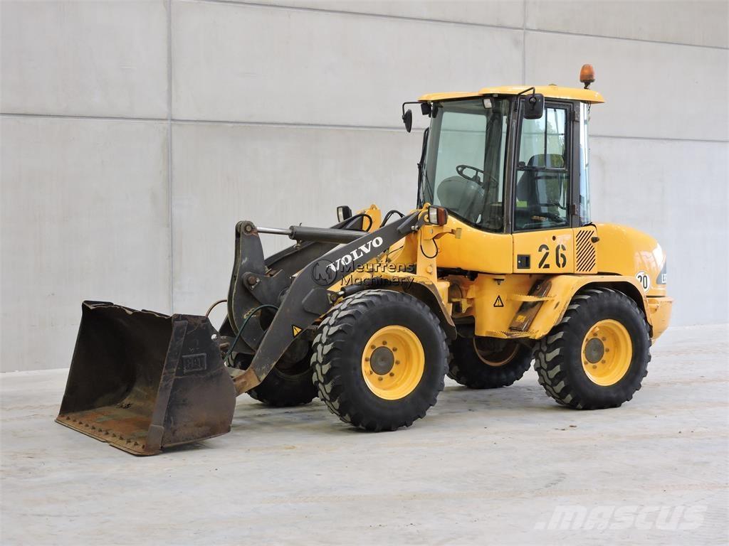 Volvo L35B Gumikerekes homlokrakodók