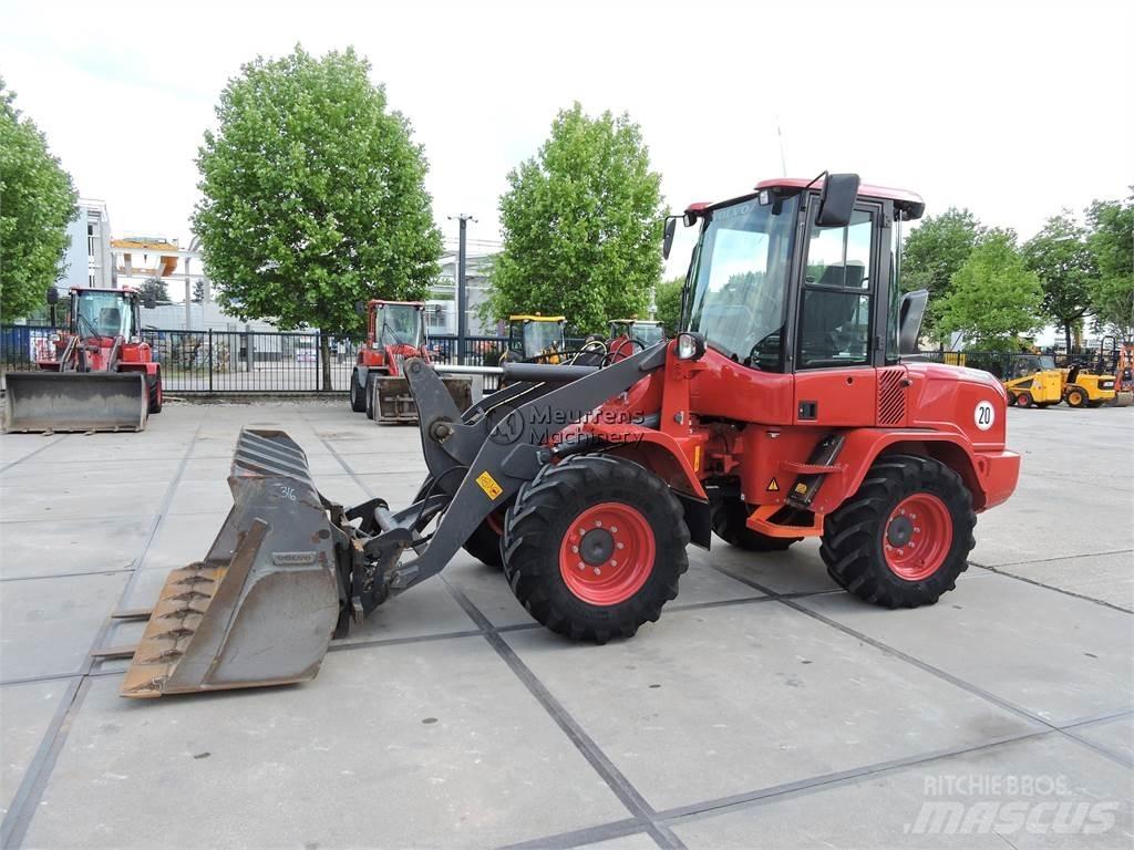 Volvo L35G + Fork-German Gumikerekes homlokrakodók