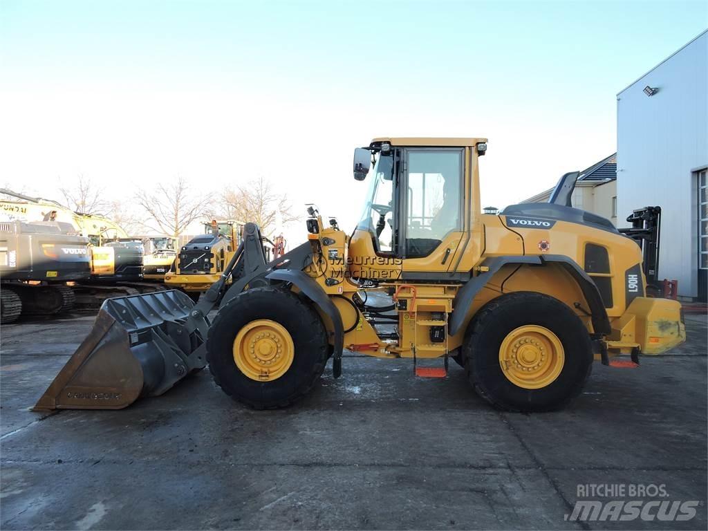 Volvo L90H Gumikerekes homlokrakodók