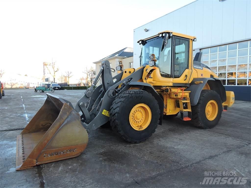Volvo L90H Gumikerekes homlokrakodók