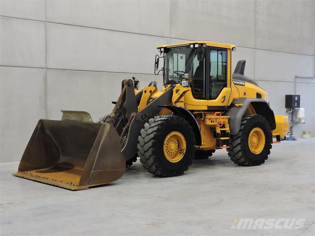 Volvo L90H Gumikerekes homlokrakodók
