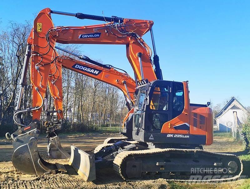 Develon DX 235 LCR-7 Lánctalpas kotrók