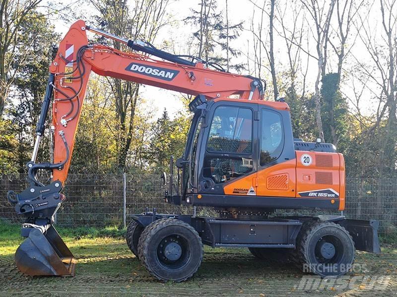 Doosan DX 165 WR-7 Gumikerekes kotrók
