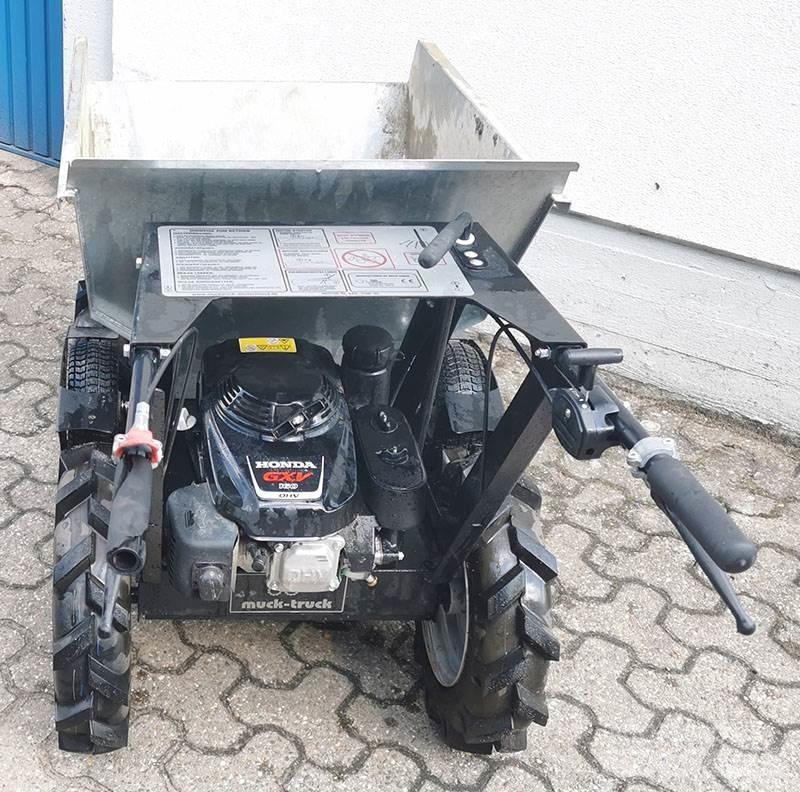 Muck-Truck MAXII Mezei dömperek