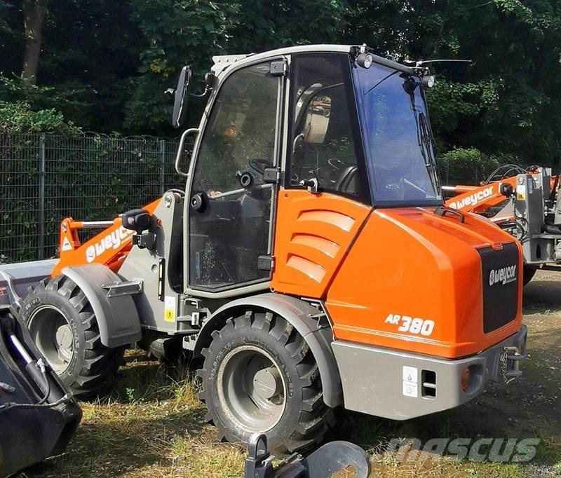 Weycor AR 380 Gumikerekes homlokrakodók