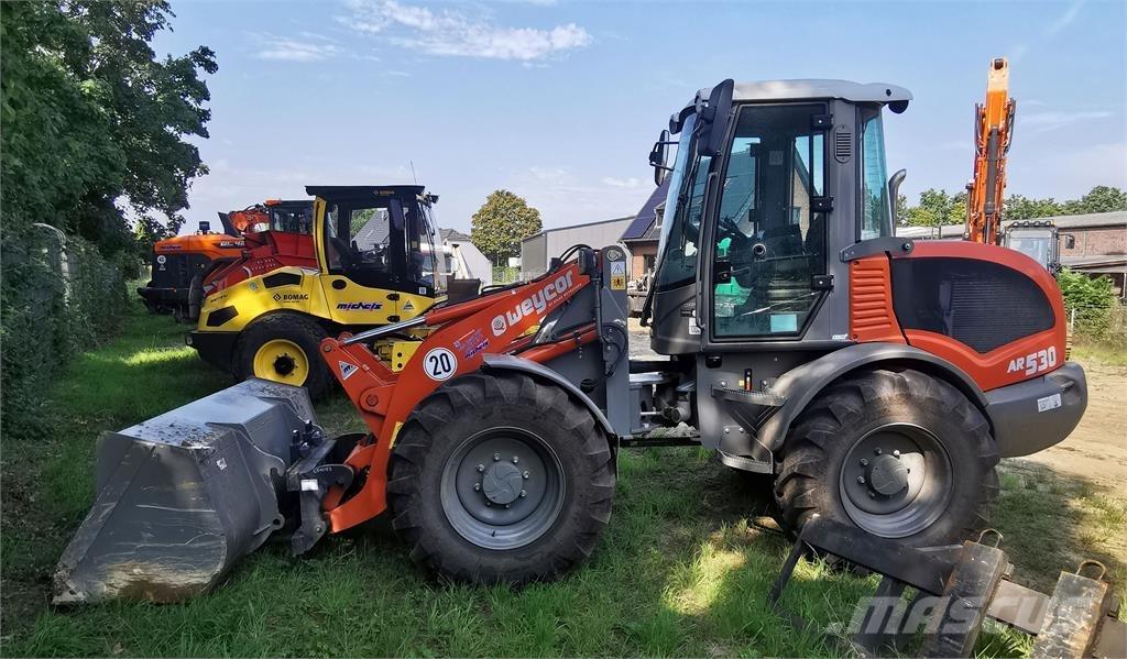 Weycor AR 530 Gumikerekes homlokrakodók