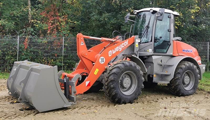 Weycor AR 580 Gumikerekes homlokrakodók