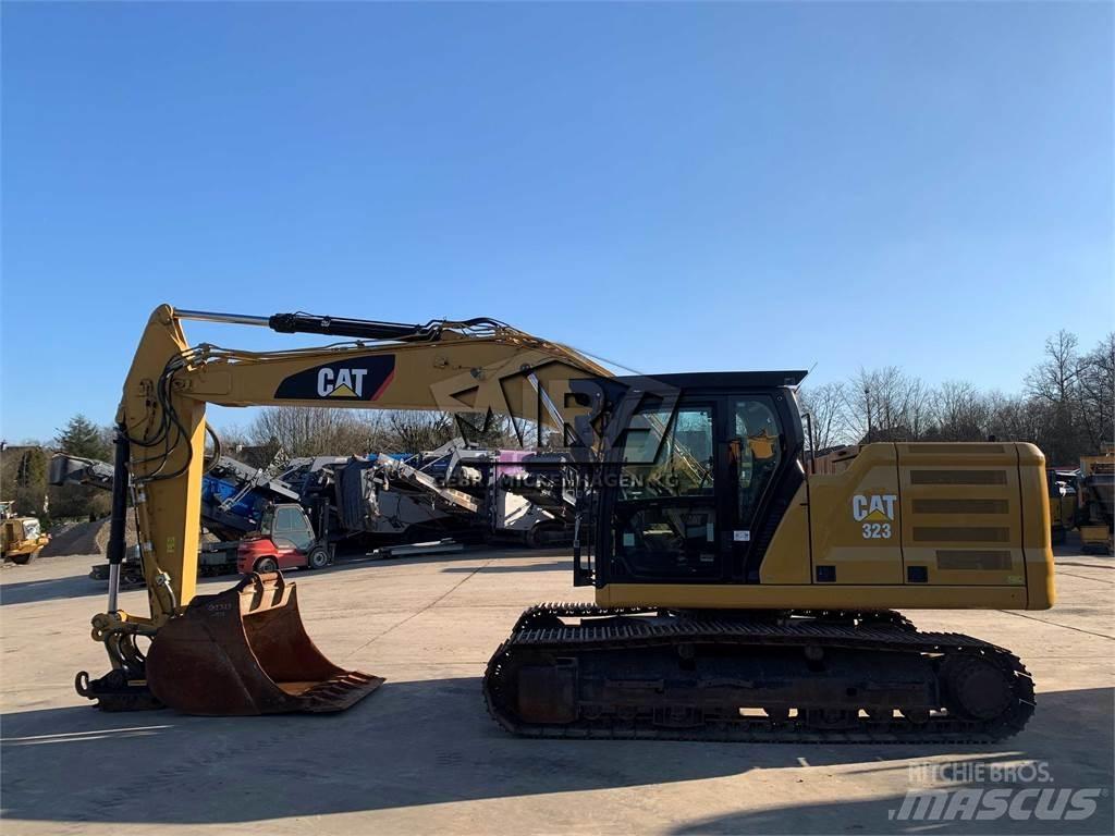 CAT 323 07A Lánctalpas kotrók