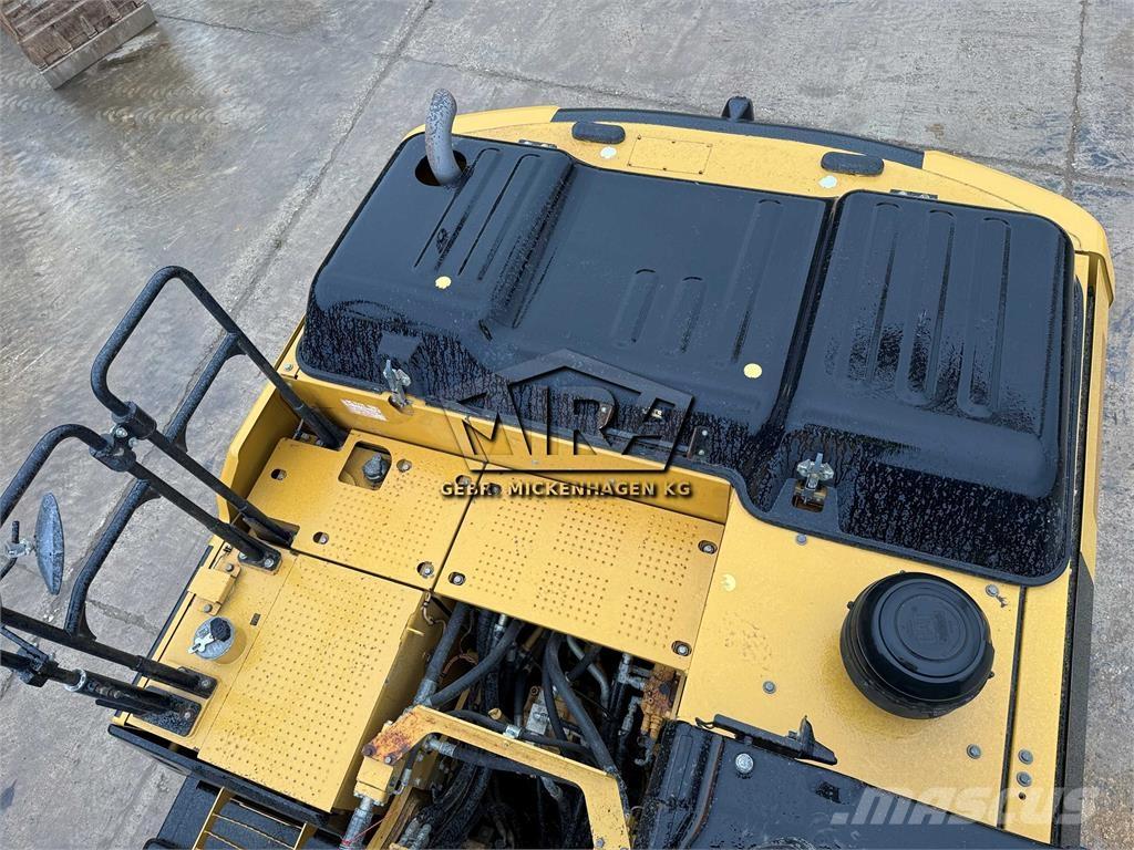 CAT 323 EL Lánctalpas kotrók