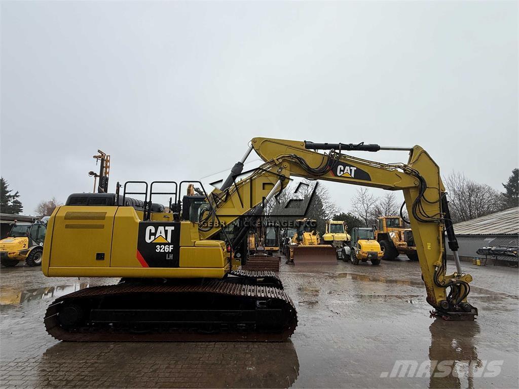 CAT 326 F LN Lánctalpas kotrók