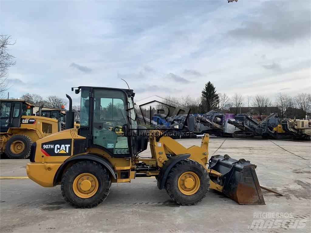 CAT 907H2 Gumikerekes homlokrakodók