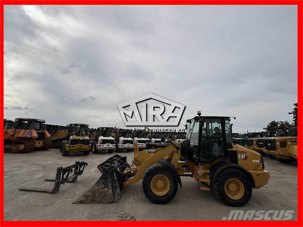 CAT 908 M Gumikerekes homlokrakodók