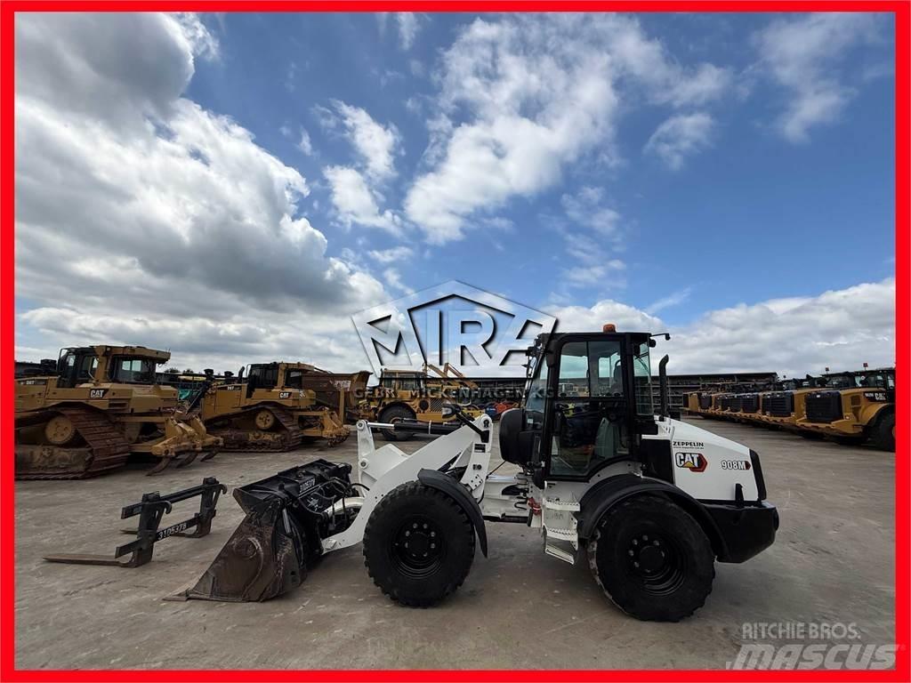 CAT 908 M Gumikerekes homlokrakodók