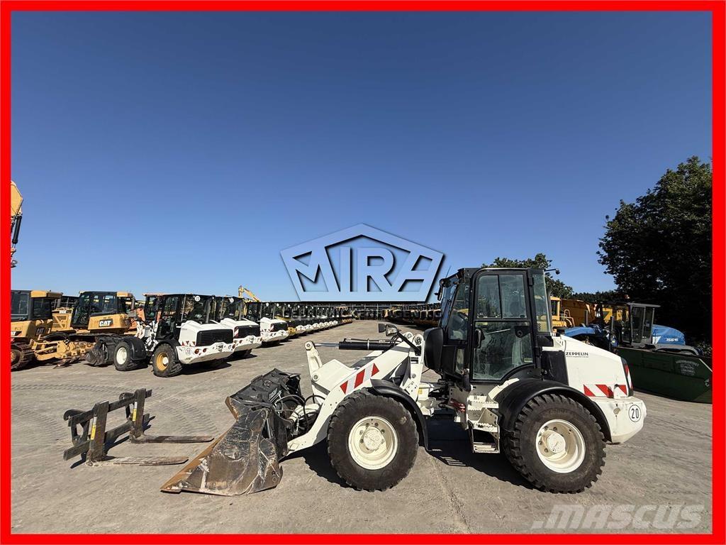 CAT 908 M Gumikerekes homlokrakodók
