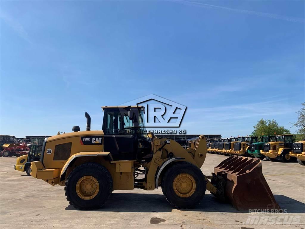 CAT 938K Gumikerekes homlokrakodók