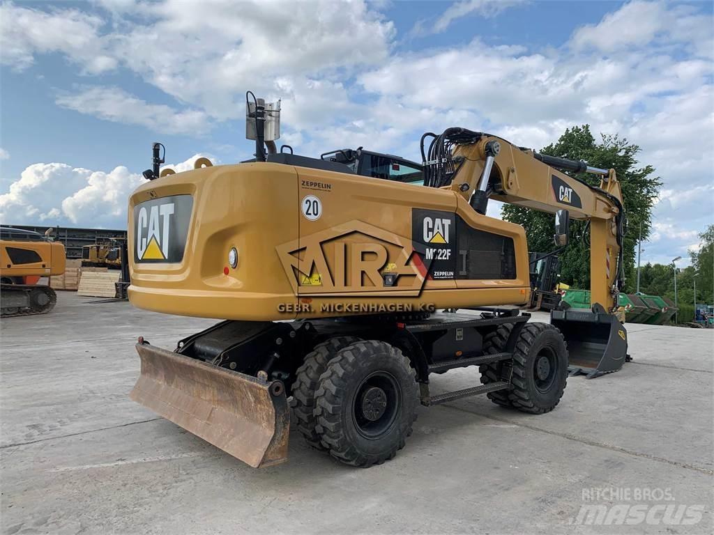 CAT M322 F Gumikerekes kotrók