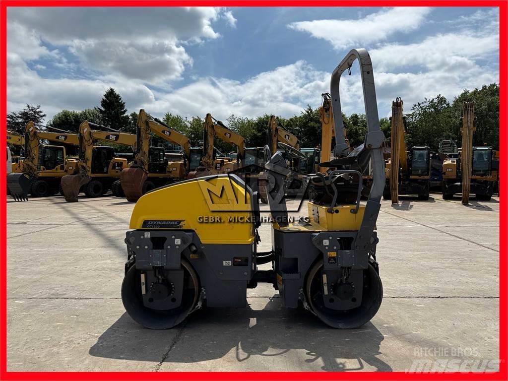 Dynapac CC1200 Ikerdobos hengerek