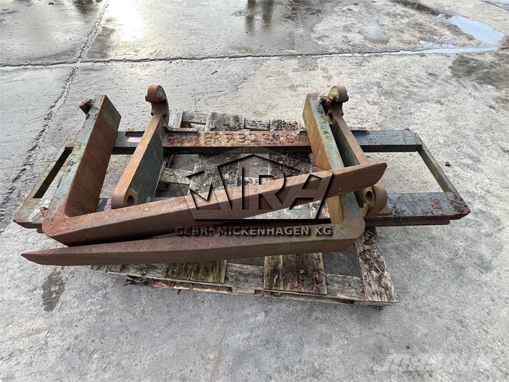 Volvo SW / L90 Villák