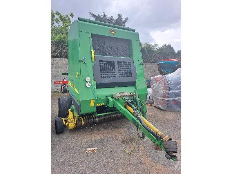John Deere 592 Körbálázók