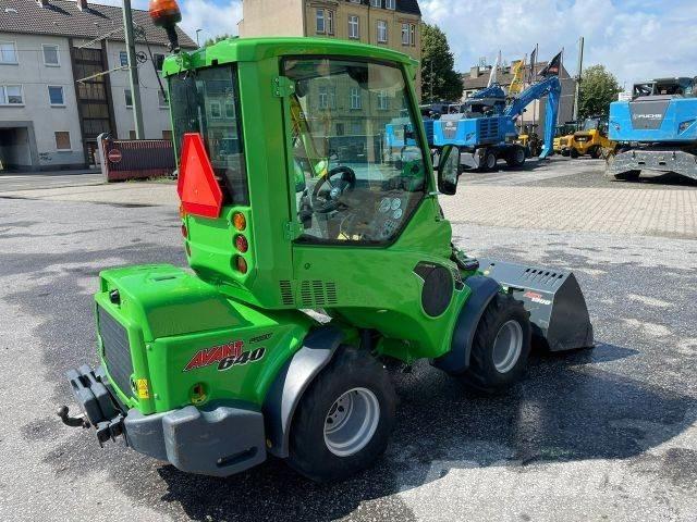 Avant Tecno 640 Gumikerekes homlokrakodók
