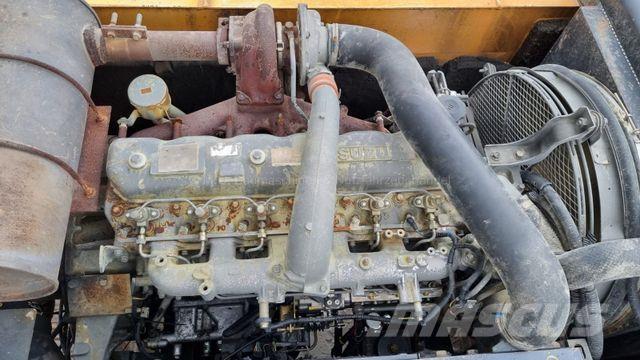 CASE CX 210 Lánctalpas kotrók