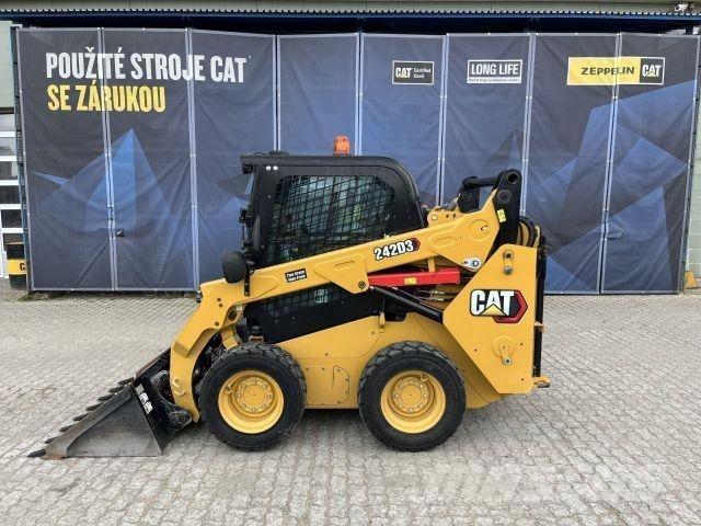 CAT 242D3 Építőipar - Egyebek