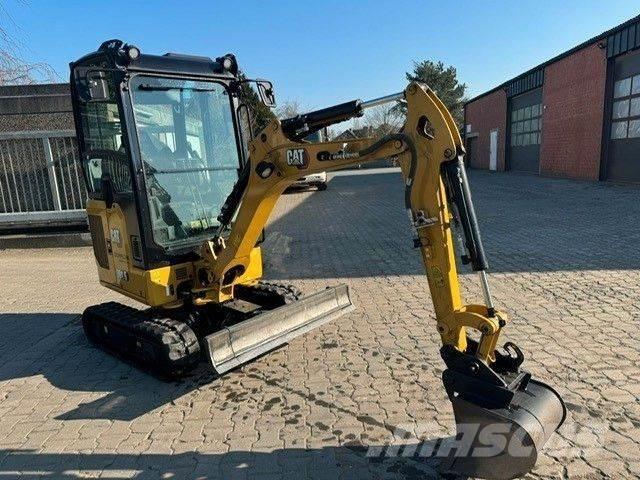 CAT 301.6 Mini kotrók < 7t