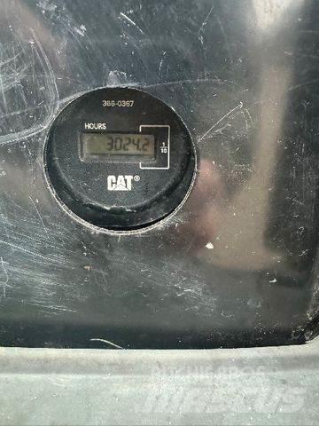 CAT 305E2 Mini kotrók < 7t