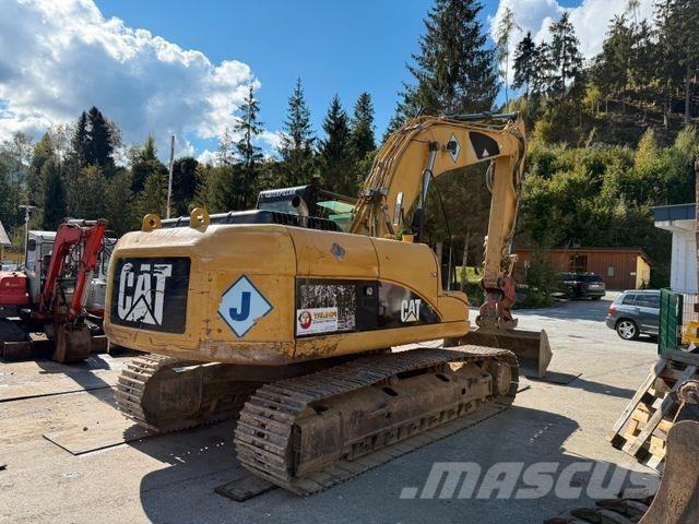 CAT 323D Lánctalpas kotrók