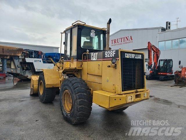 CAT 928F Gumikerekes homlokrakodók