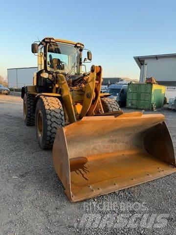 CAT 930 K Radlader Gumikerekes homlokrakodók